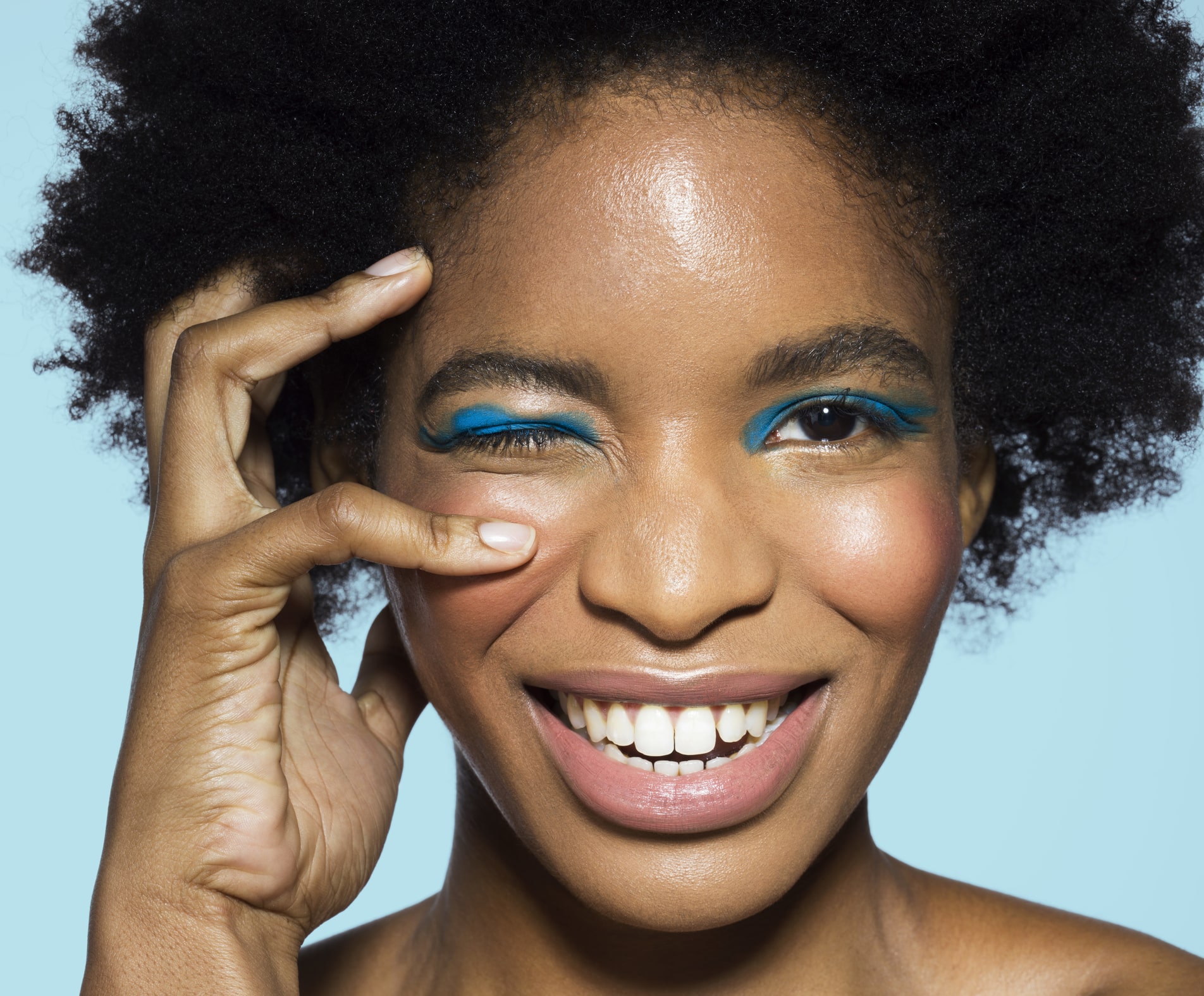 le-maquillage-quelles-sont-vos-couleurs-blooming