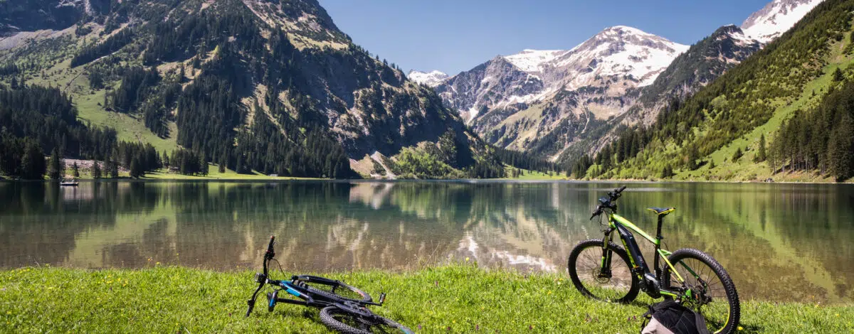 vacances-pourquoi-ne-pas-voyager-a-velo-en-famille